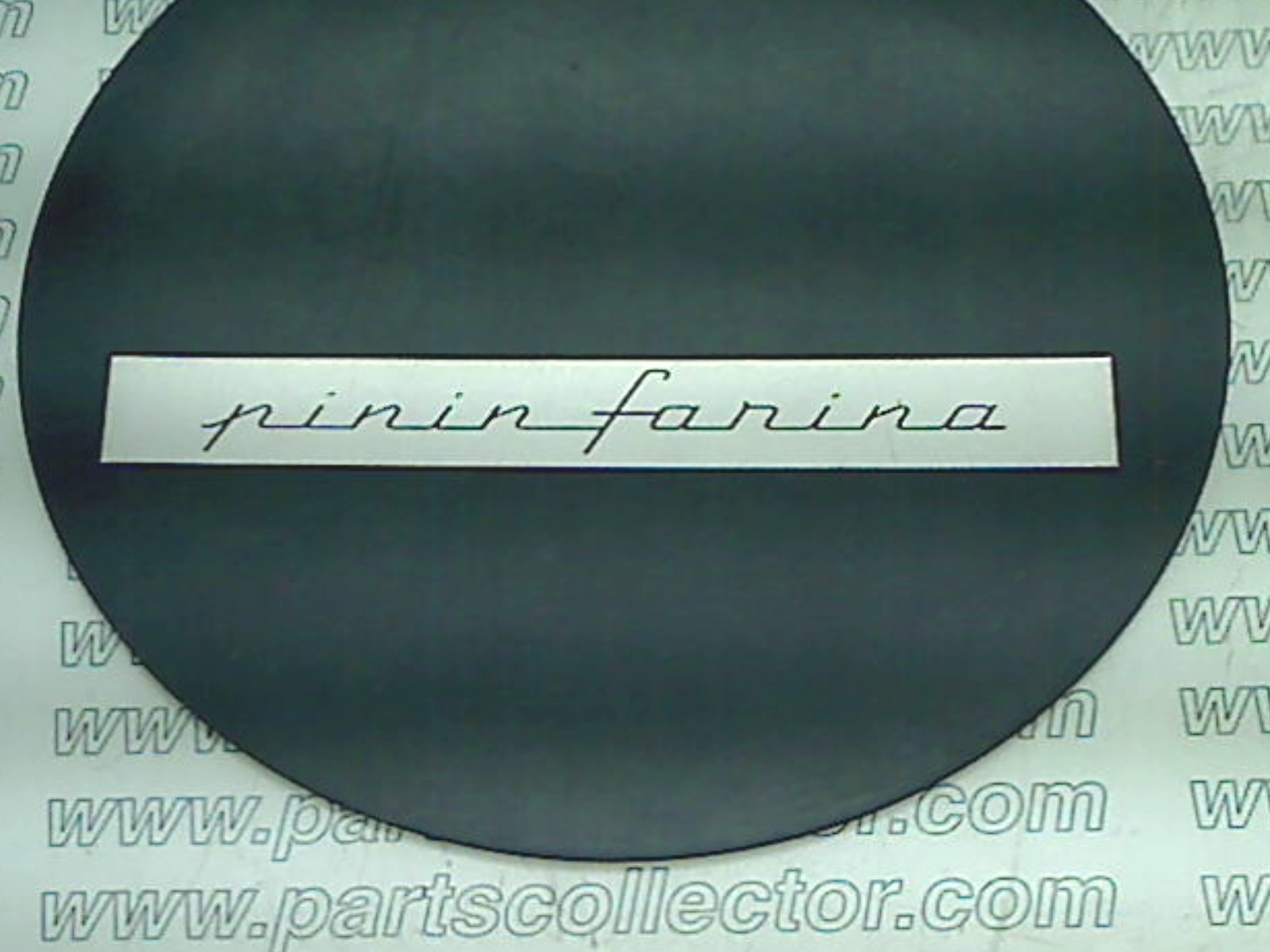 PININFARINA EMBLEM